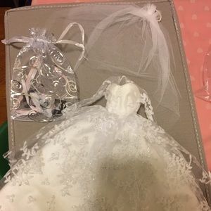 Barbie wedding dress